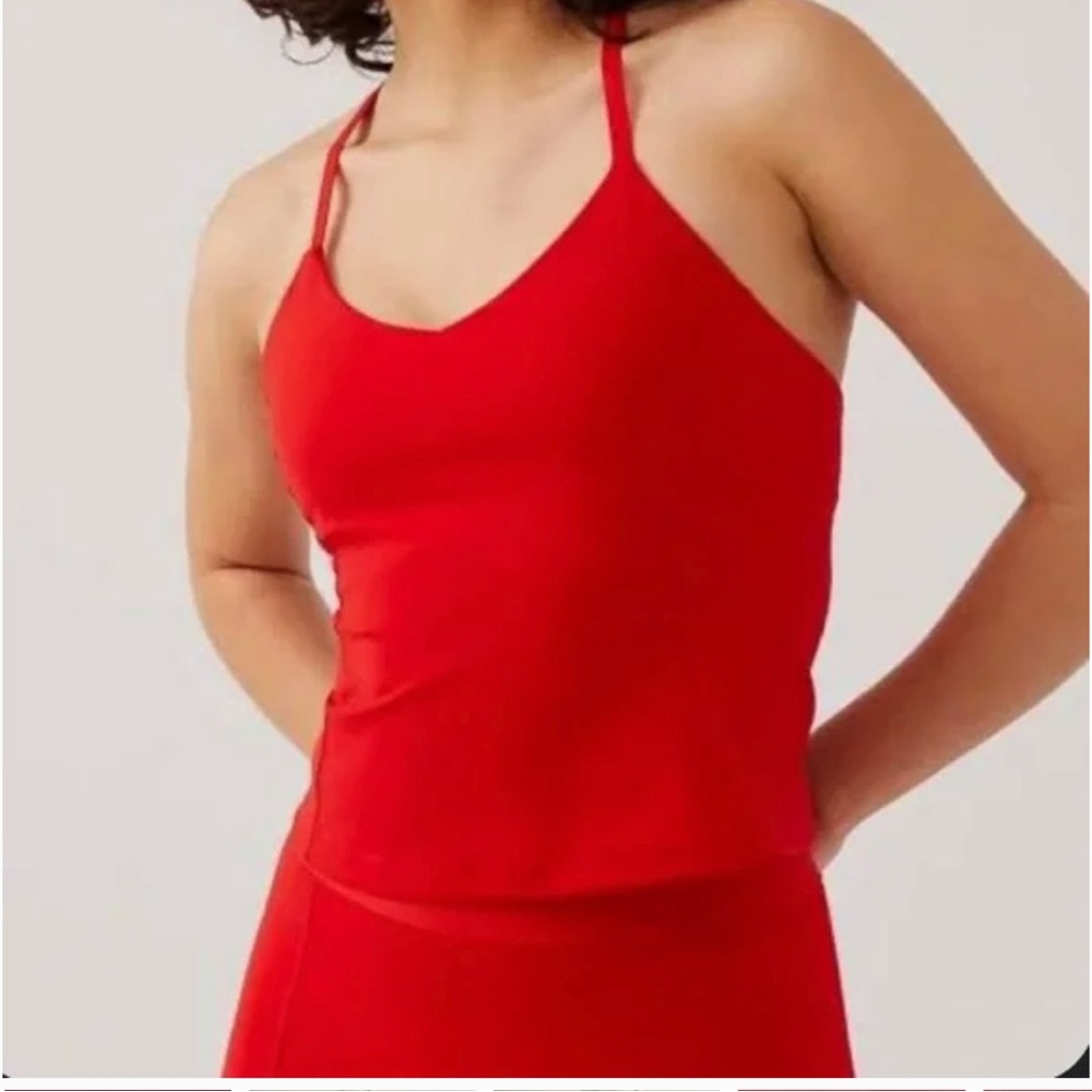 Outdoor Voice: Zoom Halter top, candy apple-M